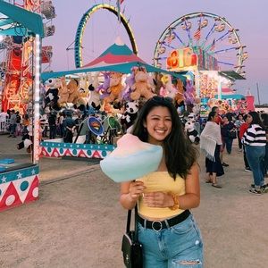 Meet your Posher, Addie